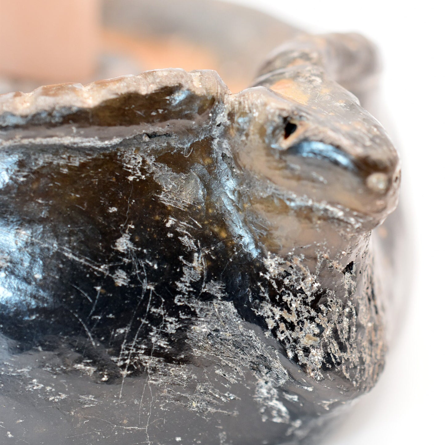 Handgefertigter Antilopen-Kerzenständer aus Ton - im Rauchbrand veredelt – Spirituelle Schamanismus Symbolik