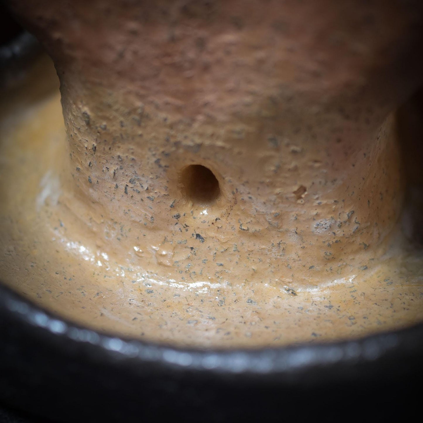 Handgefertigte Tonvase - Skulptur des weiblichen Torsos – Erdmutter Ritualdeko - Art.Nr.: GEF007