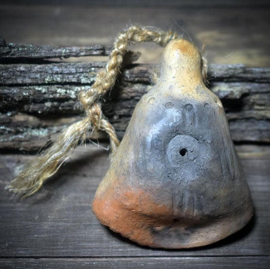 Archaische Handrasseln aus Ton – Wähle deine persönliche Ritualrassel - SRA083