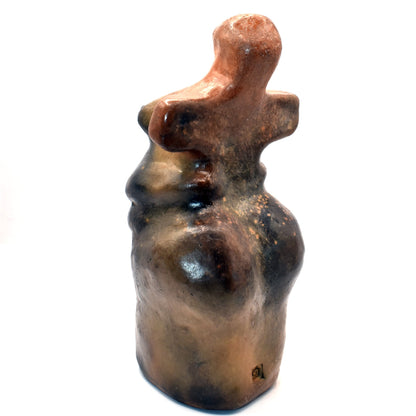 Handgefertigte Venus Statue aus Ton – Rauchbrandkunstwerk symbolisierend das Matriarchat und die Fruchtbarkeit und Schwangerschaft