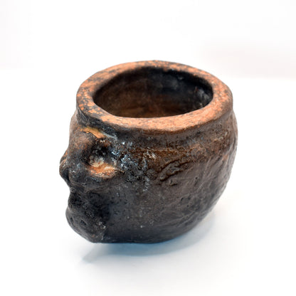 Handgemachtes Venus Deko-Objekt - Göttin Dekoration aus Ton im Rauchbrand vollendet, göttliche Weiblichkeit als Wohnaccessoire