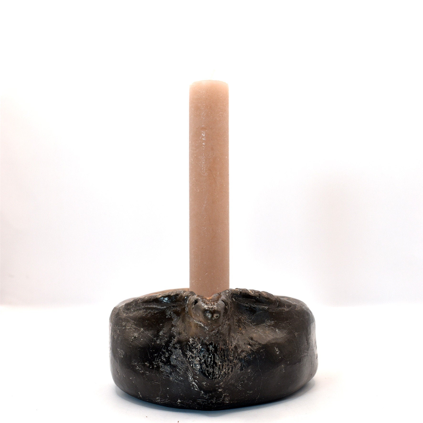 Handgefertigter Antilopen-Kerzenständer aus Ton - im Rauchbrand veredelt – Spirituelle Schamanismus Symbolik