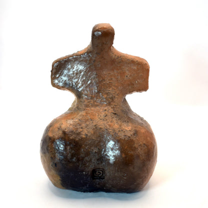 Handgefertigte Venus Statue aus Ton – im Rauchbrand veredelt stehend für Matriarchat & Fruchtbarkeit ideal als Geschenk für werdende Eltern