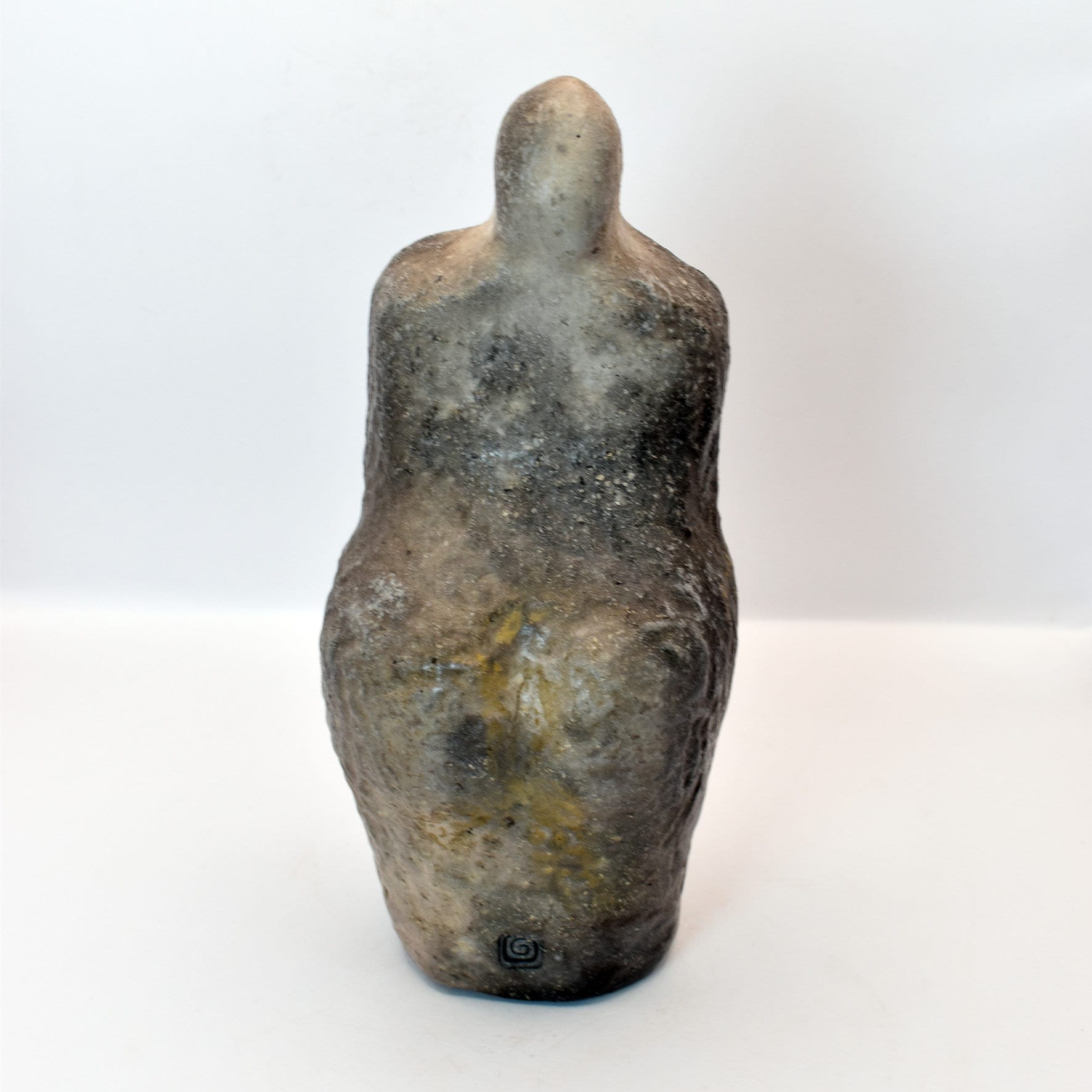 Handgefertigte traditionelle Venus Figurine aus Ton – Talisman für Schwangerschaft und Kinderwunsch. Matriarchat, Fruchtbarkeitsgöttin