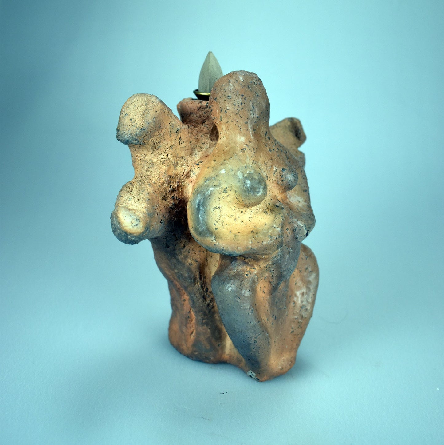 Mystische Baumgöttin Rückfluss Räucherkegelhalter aus Ton – Dekorative Naturgöttin Rauchbrand Töpferei