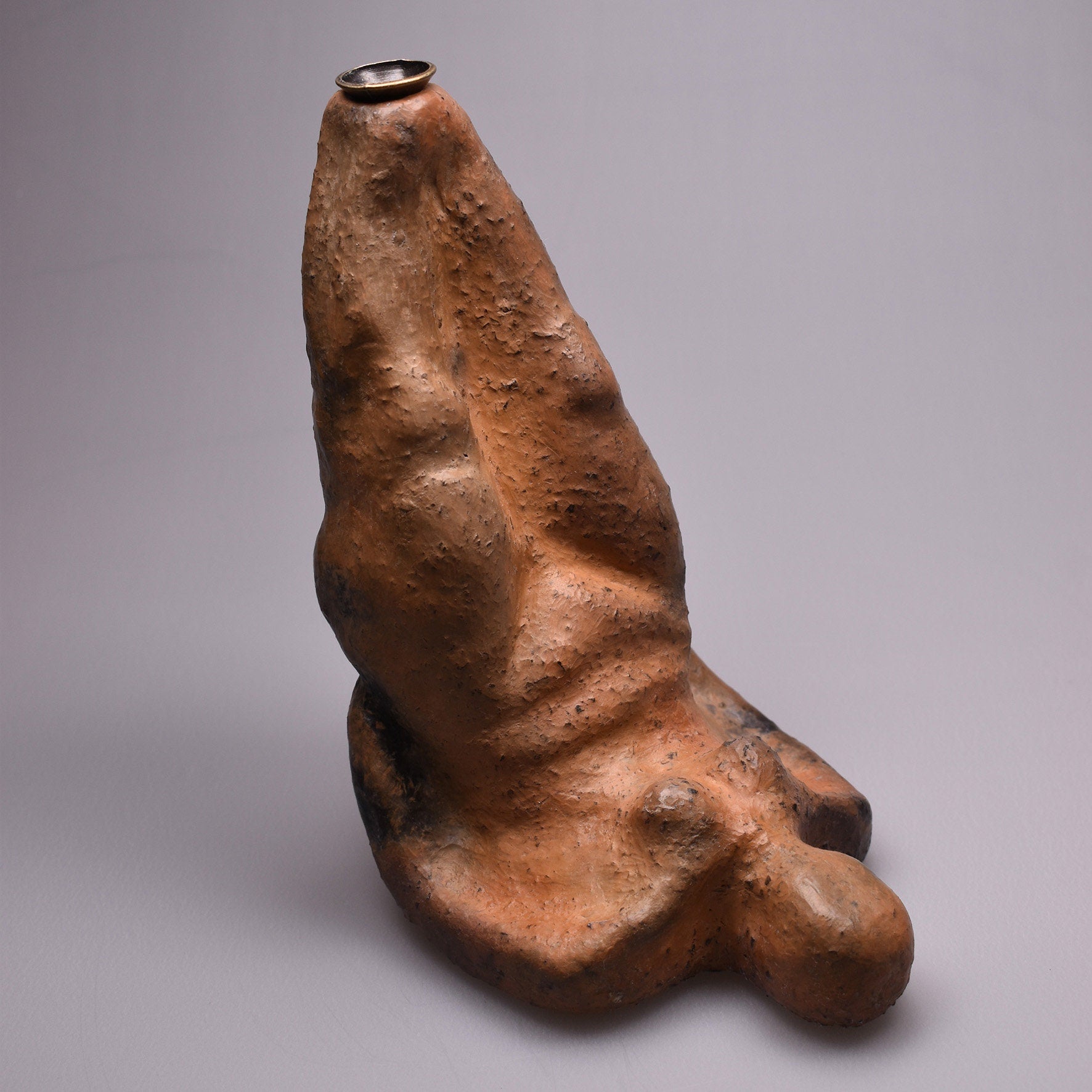 Rückfluss Räucherkegelhalter Sarvangasana Statue - aus Ton - im Rauchbrand gefärbt - Perfektes Geschenk für Yogis