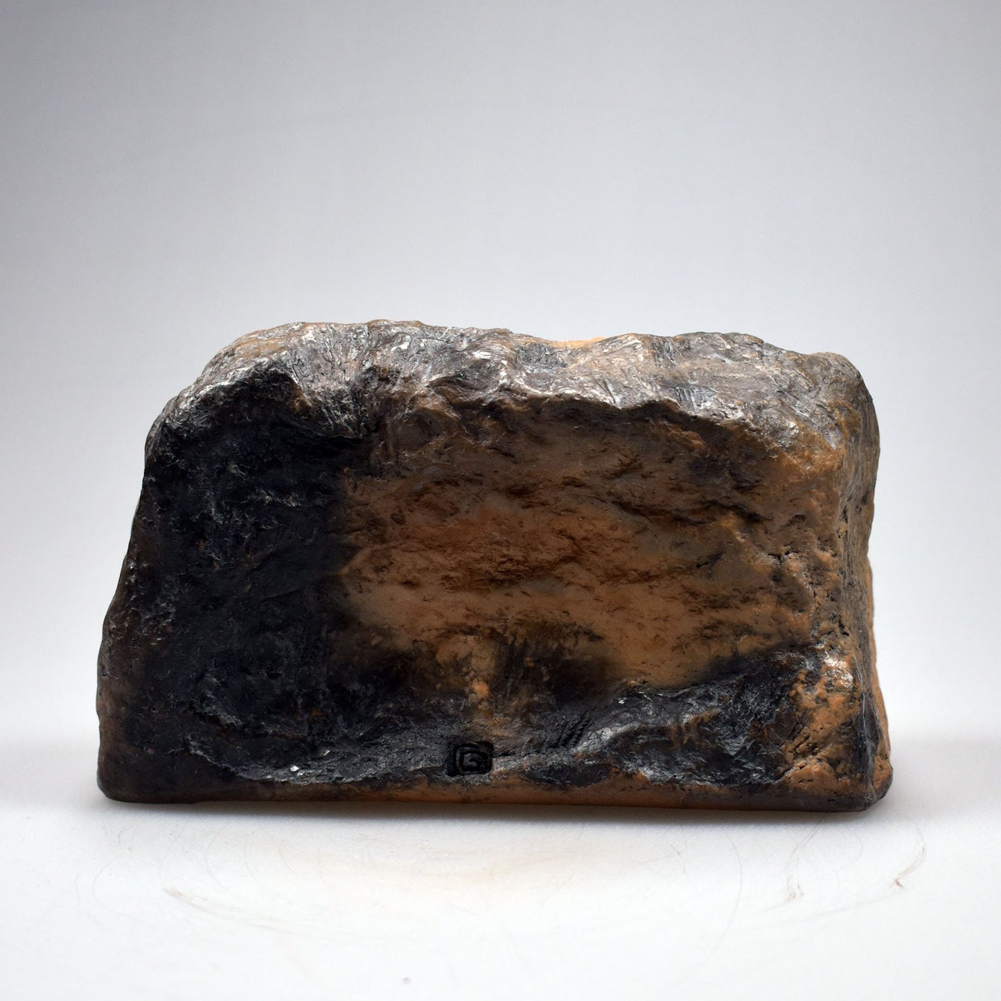 Handgefertigtes Rauchbrand-Ton-Relief inspiriert von prähistorischer Höhlenmalerei aus Lascaux, Pferde, cave art