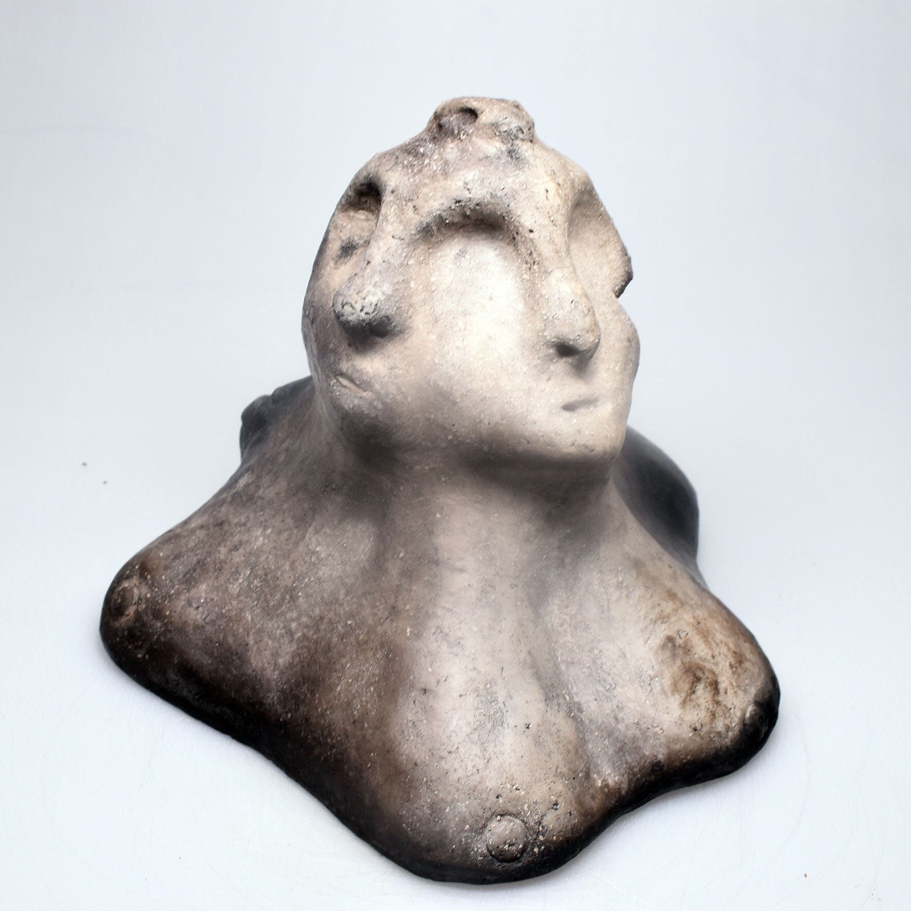 Handgefertigte Hekate Rauchbrand Büste - dreifache Göttin der Magie und Weisheit - spirituelle Altar Deko