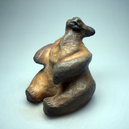 Spirituelle Dekoration aus Ton und im Rauchbrand vollendet - Altar Höhlenkunst - Krafttier Bär Skulptur - Schamanismus