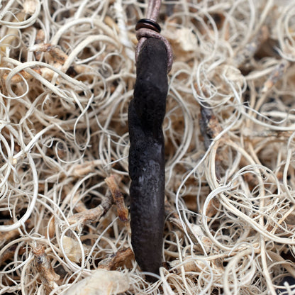 Einzigartiger Rauchbrand Amulett Talisman - Göttin der Träume mit einem Leder- oder Baumwollband