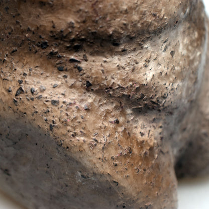 Einzigartiger Weiblicher Torso aus Ton - im Rauchbrand hergestellt - Feiere die Diversität und deine Rundungen!