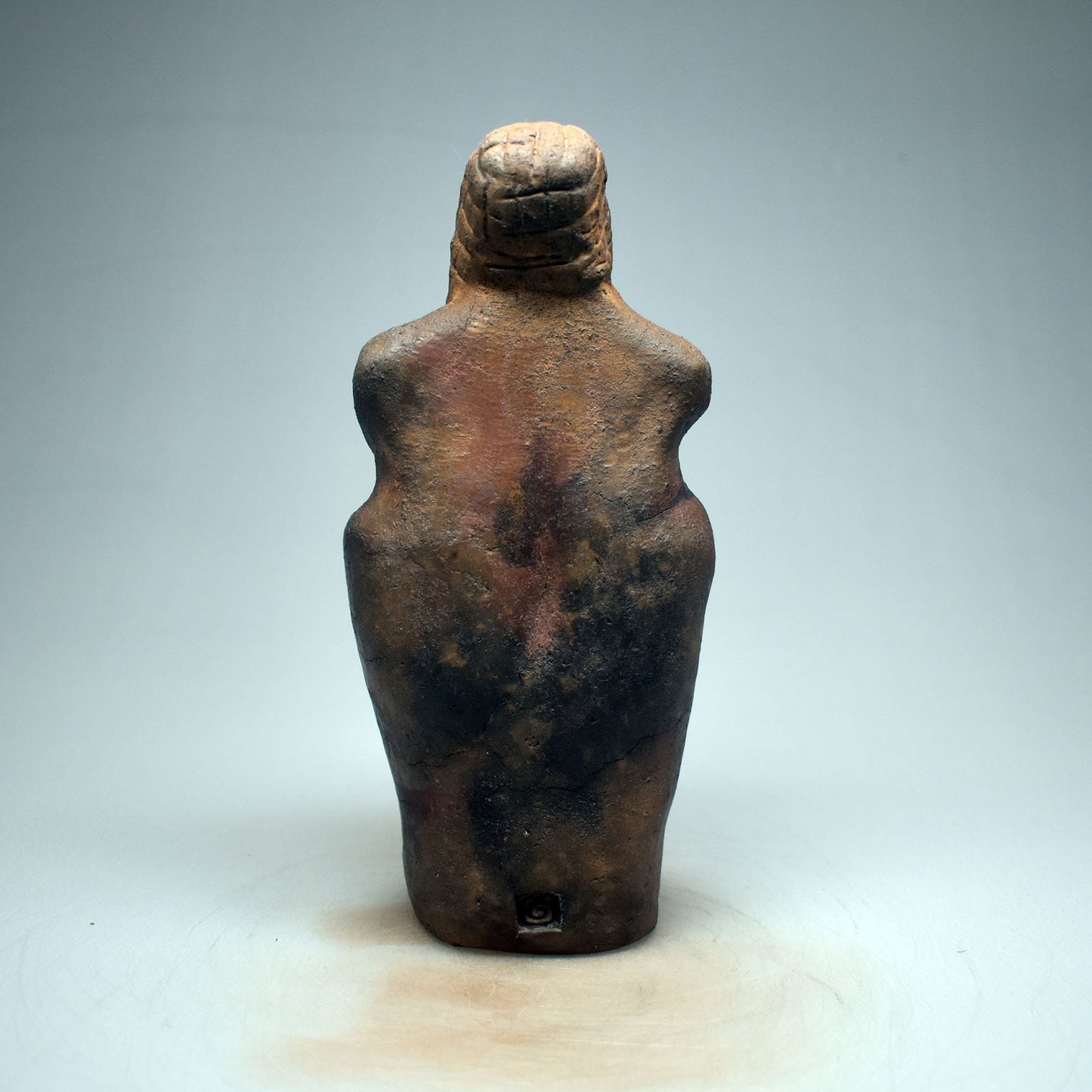 Handgemachte Rauchbrand Kunst: Interpretation der Venus von Brassempouy Skulptur - Unikat für Sammler