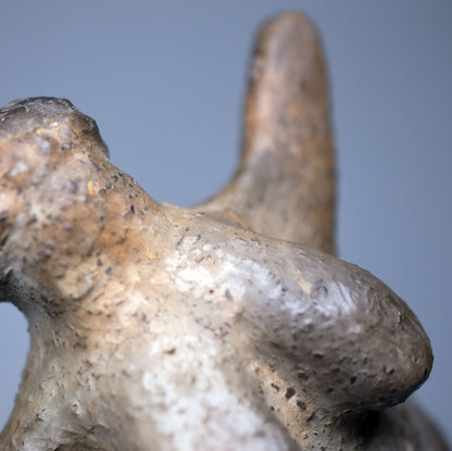 Venus von Willendorf neu gedacht - Handgefertigte Rauchbrand-Venus-Skulptur - Hommage an die Weiblichkeit -