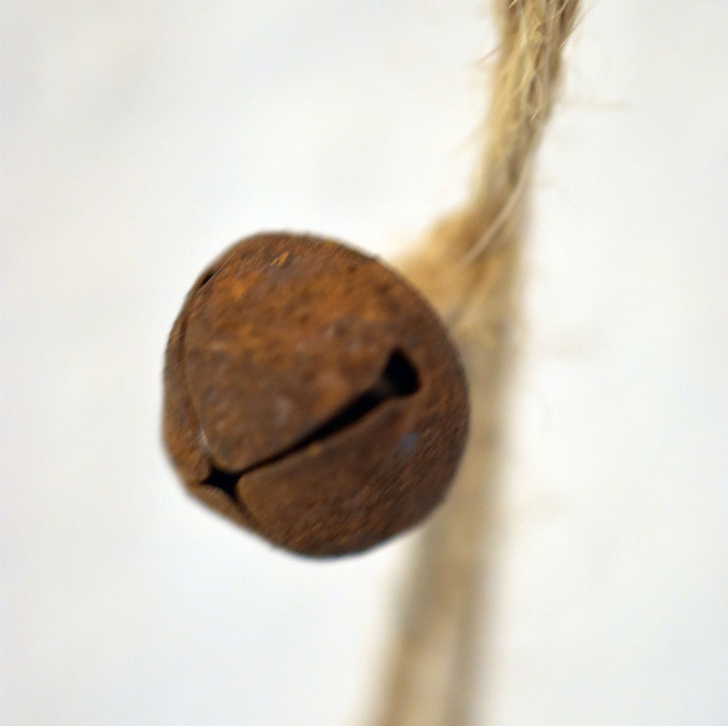 Einzigartige Rauchbrand Kunst: Handgemachte rustikale Fenster- oder Wanddeko mit Hirschgott Cernunnos Motiv