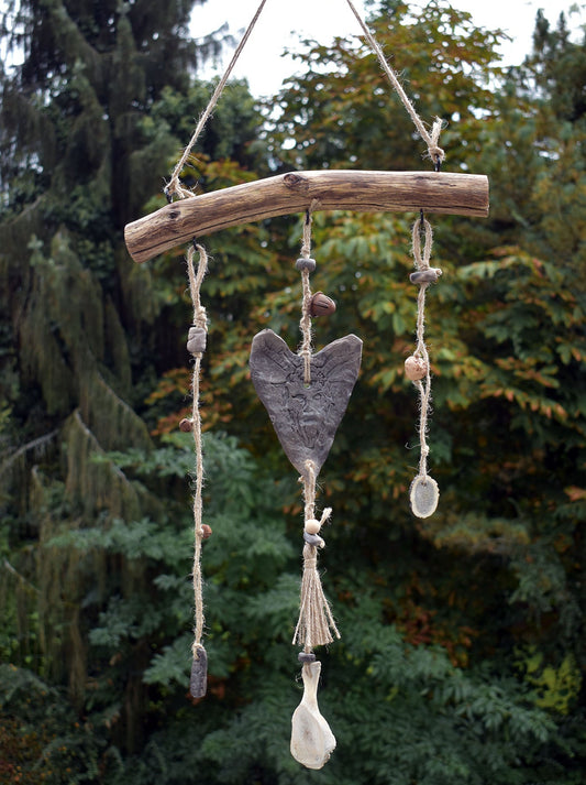 Einzigartige Rauchbrand Kunst: Handgemachte rustikale Fenster- oder Wanddeko mit Hirschgott Cernunnos Motiv