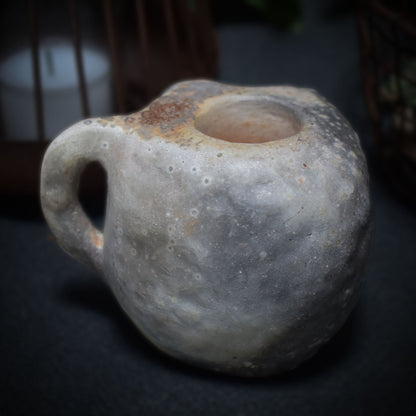 Handgemachtes Unikat: Brust-Deko-Henkeltasse und Pflanzgefäß - Rauchbrandkunst und Traditionell Gebrannter Ton