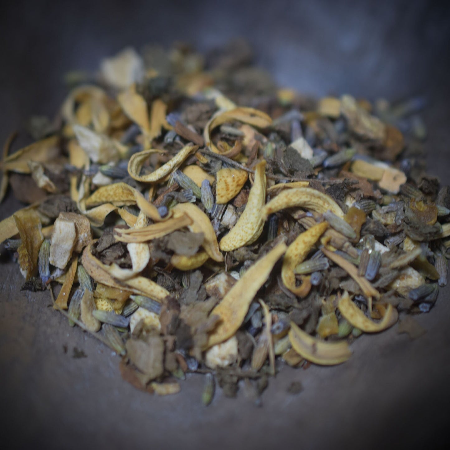 Haussegen – Deine Räuchermischung für Schutz und harmonische Räume - Naturreine Rohstoffe im 30ml Glas mit Korken