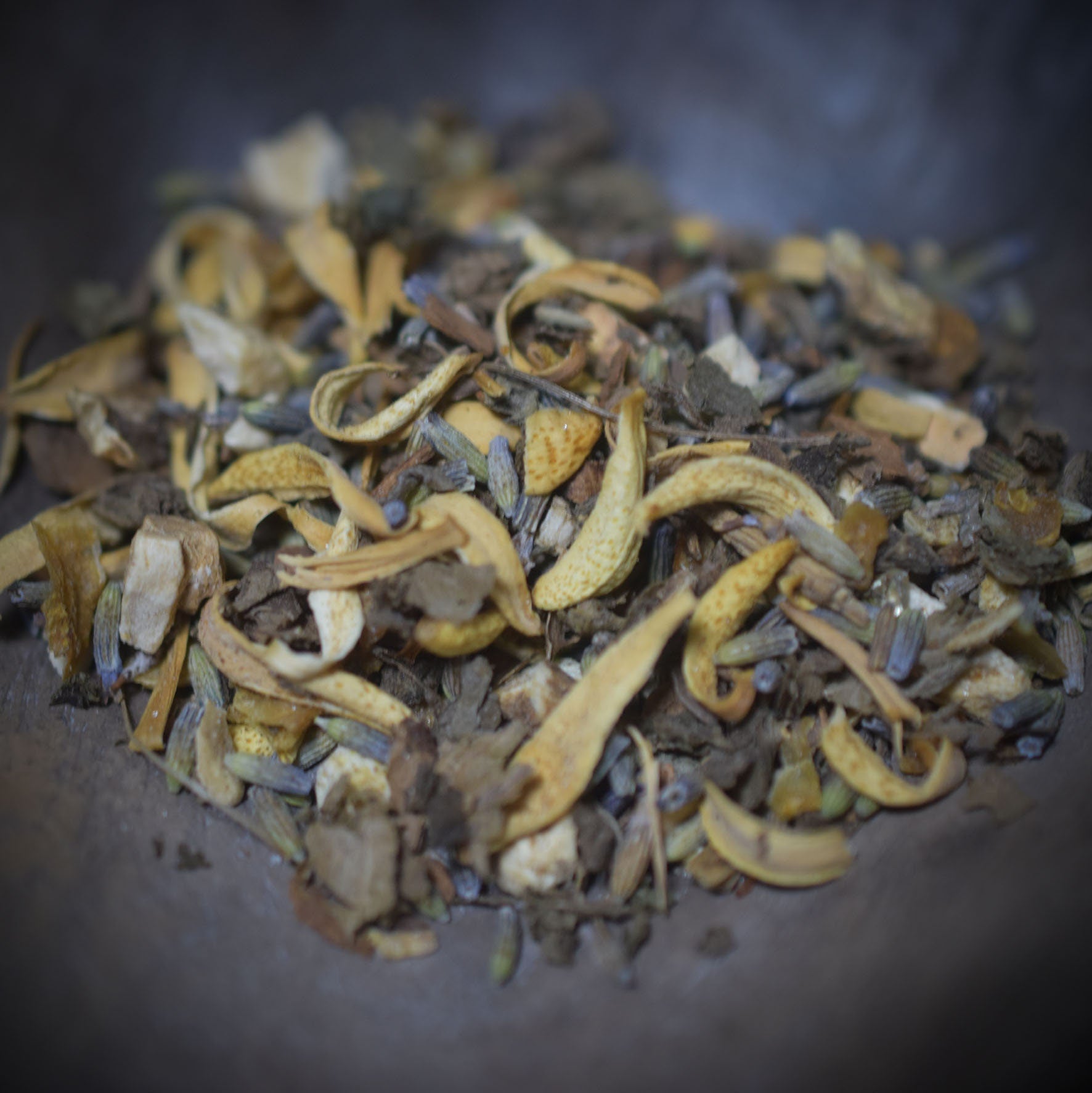 Haussegen – Deine Räuchermischung für Schutz und harmonische Räume - Naturreine Rohstoffe im 30ml Glas mit Korken