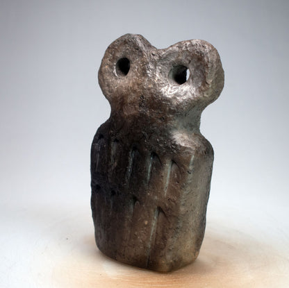 Handgefertigtes Eye Idol für individuelles Wohnambiente - Einzigartiges Tel Brak Replikat für deine spirituelle Dekoration