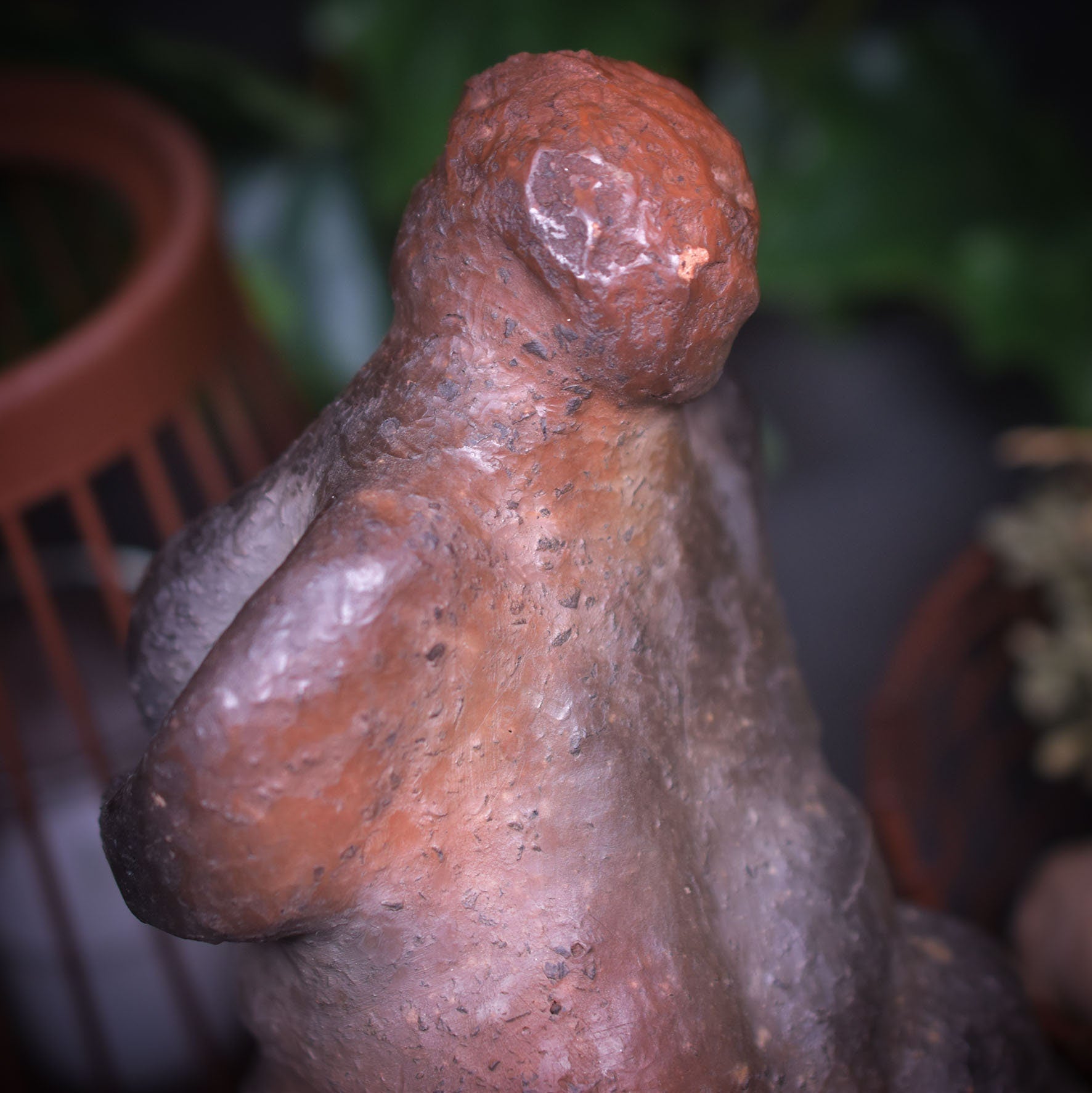 Venus von Willendorf neu gedacht - Handgefertigte Rauchbrand-Venus-Skulptur - Hommage an die Weiblichkeit -