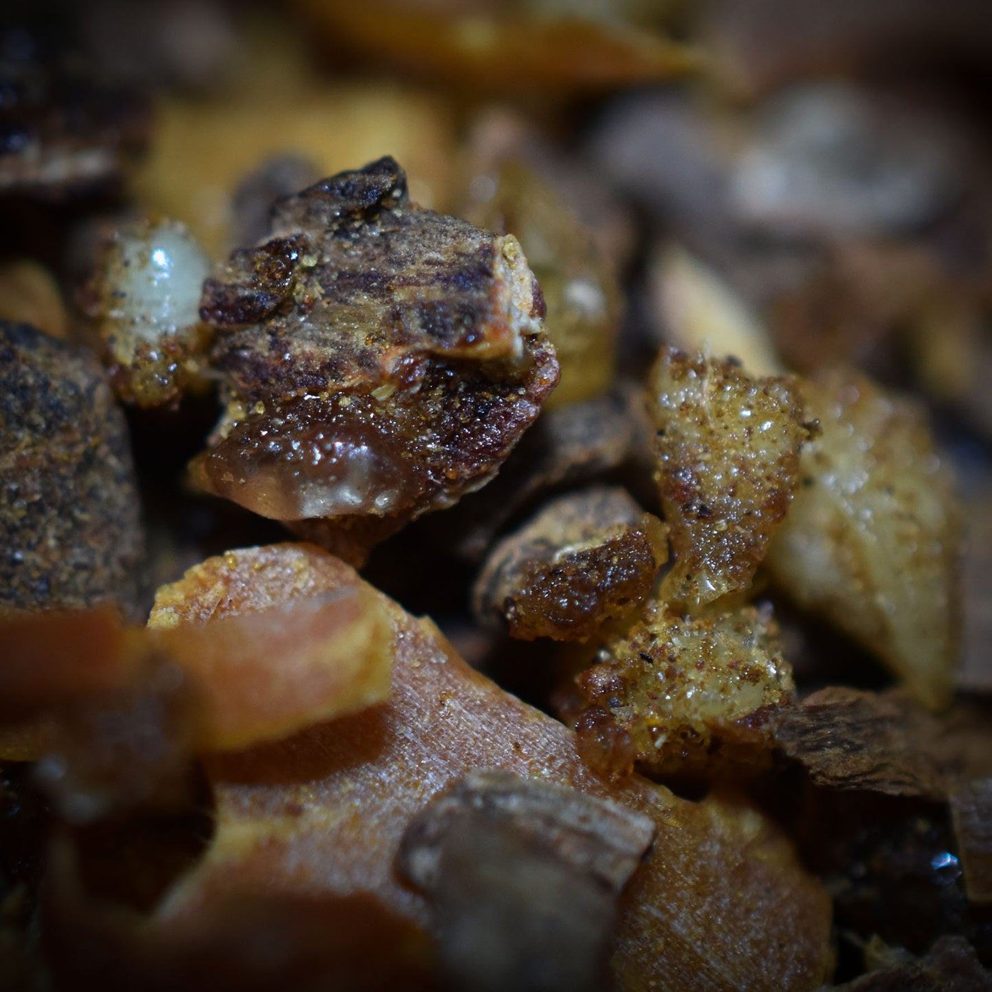 Weihnachtliche Räuchermischung - Naturrein, 30ml Glas mit Korken -Muskatblüte, Nelke, Zimtrinde, Myrrhe - Art.Nr.: RMA002