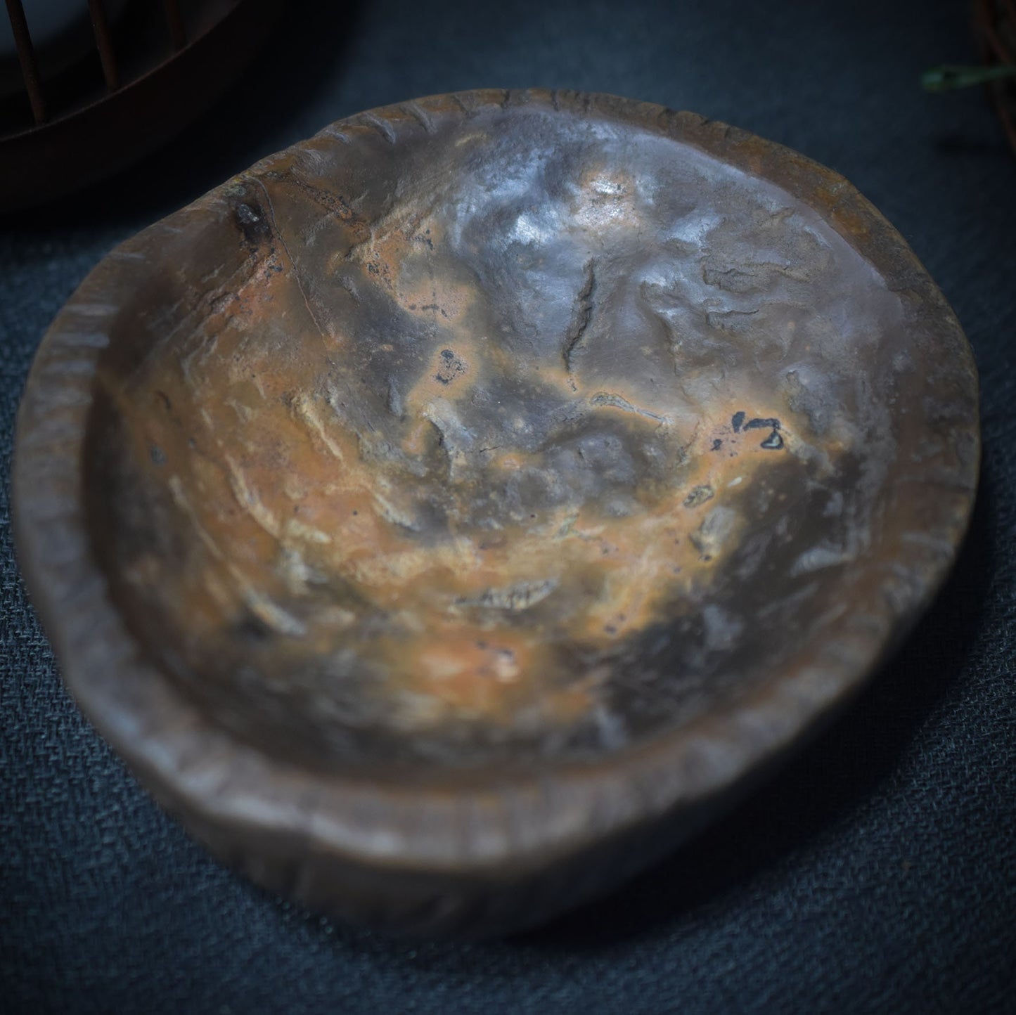 Handgefertigte Räucherschale aus traditionell gebranntem Ton – Ideal für Wicca Altar und rustikale Dekoration