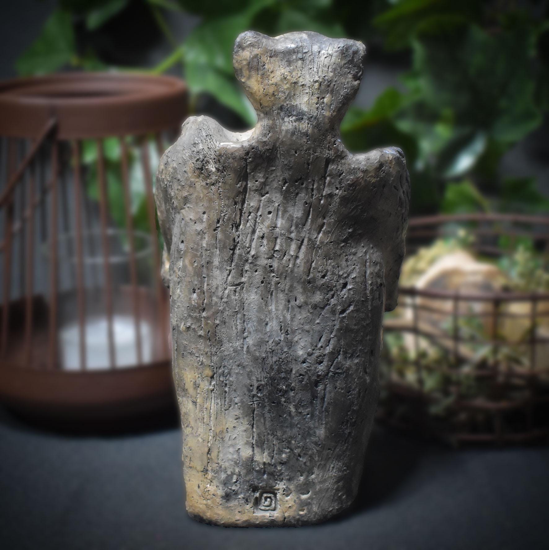 Handgemachte Löwenmensch Tonskulptur – inspiriert durch Fund auf der Schwäbischen Alb -traditionelle Rauchbrandkunst