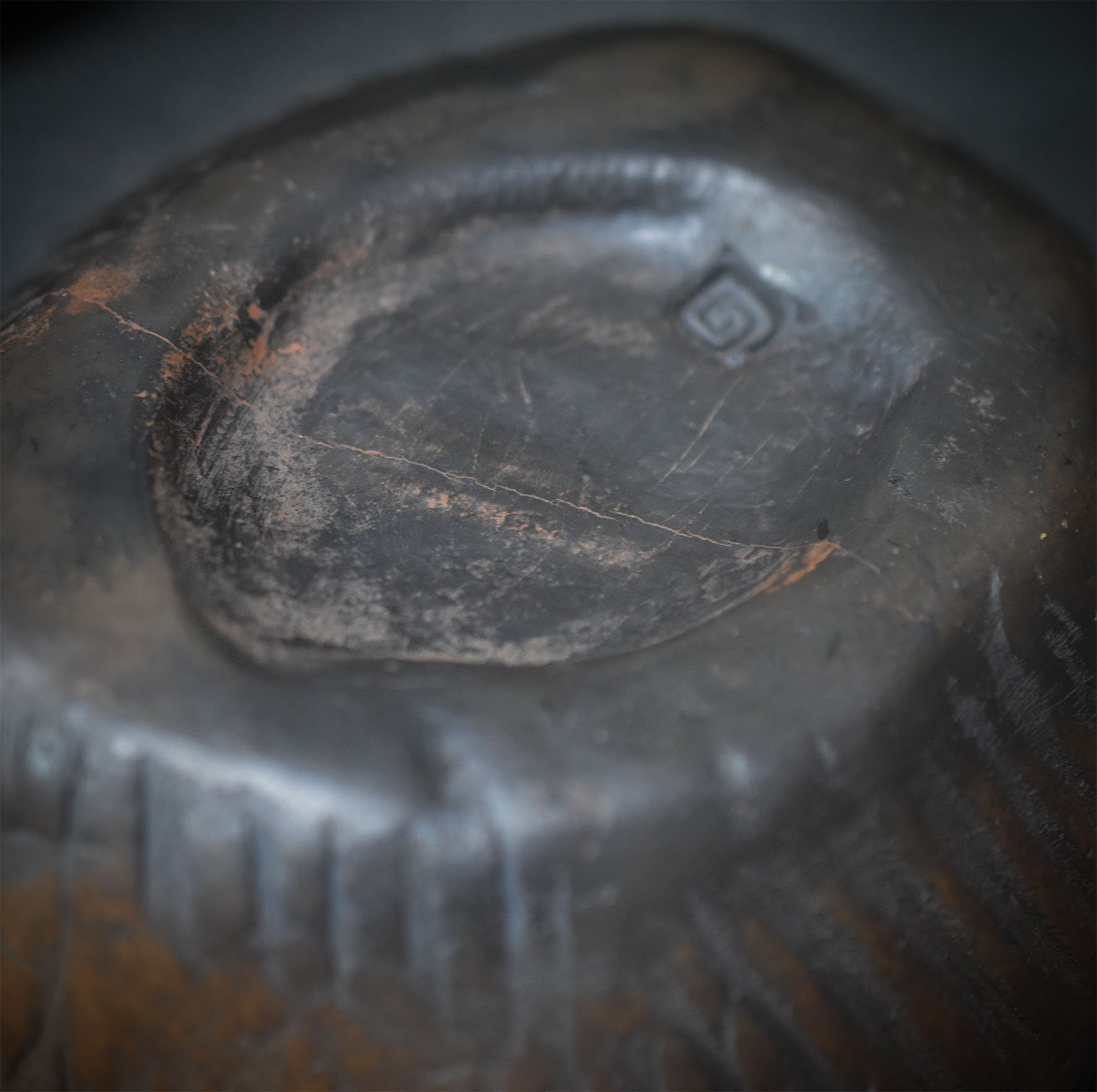 Handgefertigte Räucherschale aus traditionell gebranntem Ton – Ideal für Wicca Altar und rustikale Dekoration