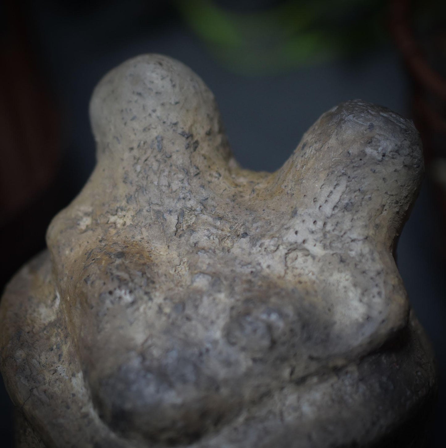 zweiköpfige Göttin - Handgemachte Rauchbrandkunst - Prähistorische und Natürliche Inspirationen