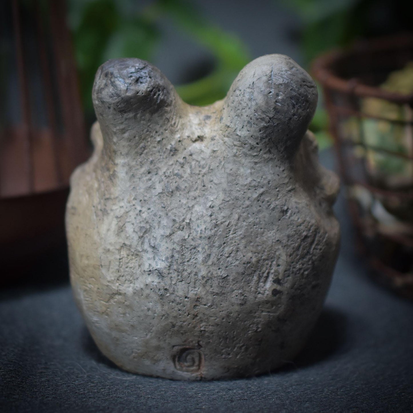 zweiköpfige Göttin - Handgemachte Rauchbrandkunst - Prähistorische und Natürliche Inspirationen