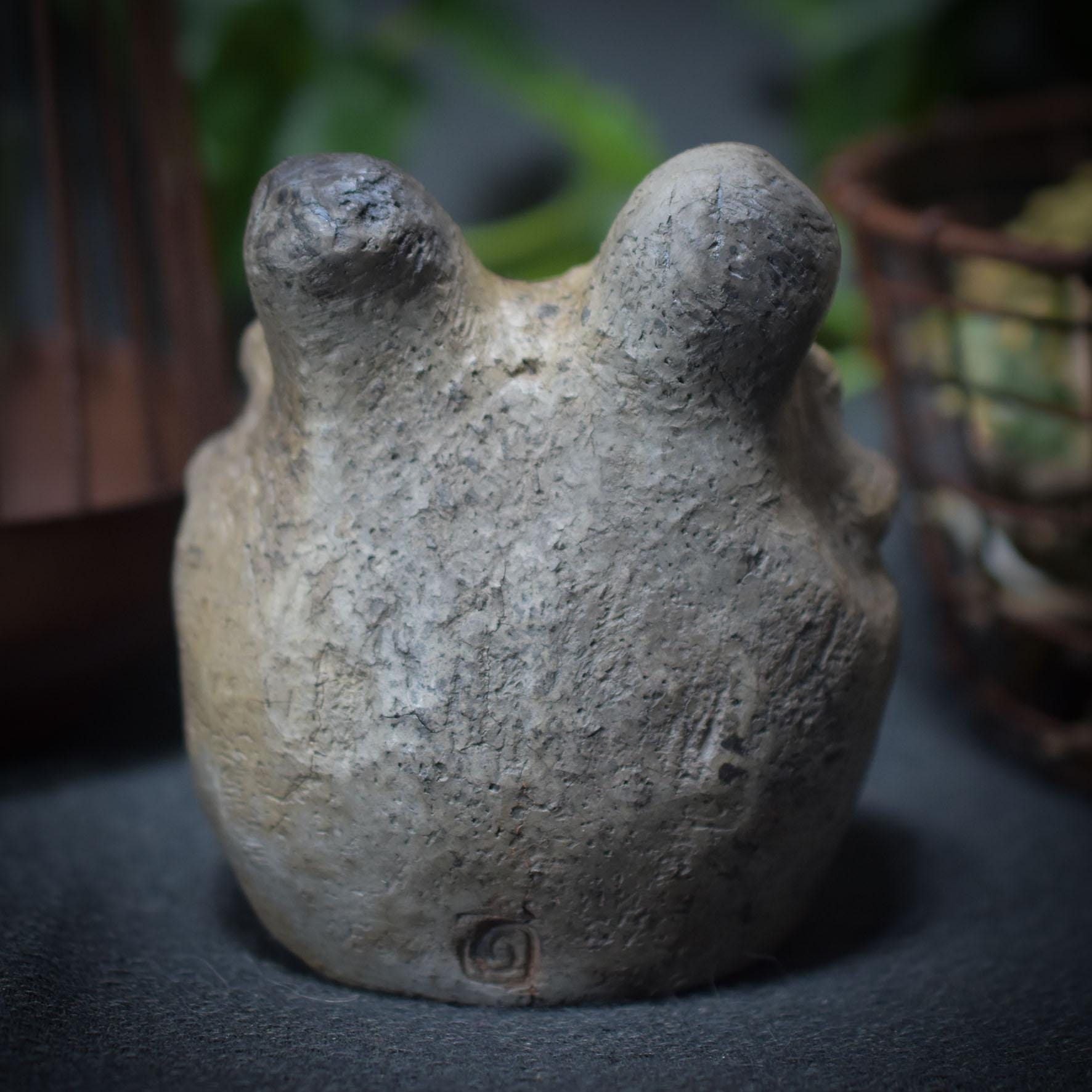 zweiköpfige Göttin - Handgemachte Rauchbrandkunst - Prähistorische und Natürliche Inspirationen