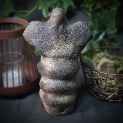 Handgefertigte Bienengöttin Keramik - Teelichthalter & Räucherstäbchenhalter - Traditionell Gebrannter Ton