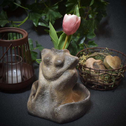 Handgefertigte Tonvase - Skulptur des weiblichen Torsos – Erdmutter Ritualdeko - Art.Nr.: GEF007