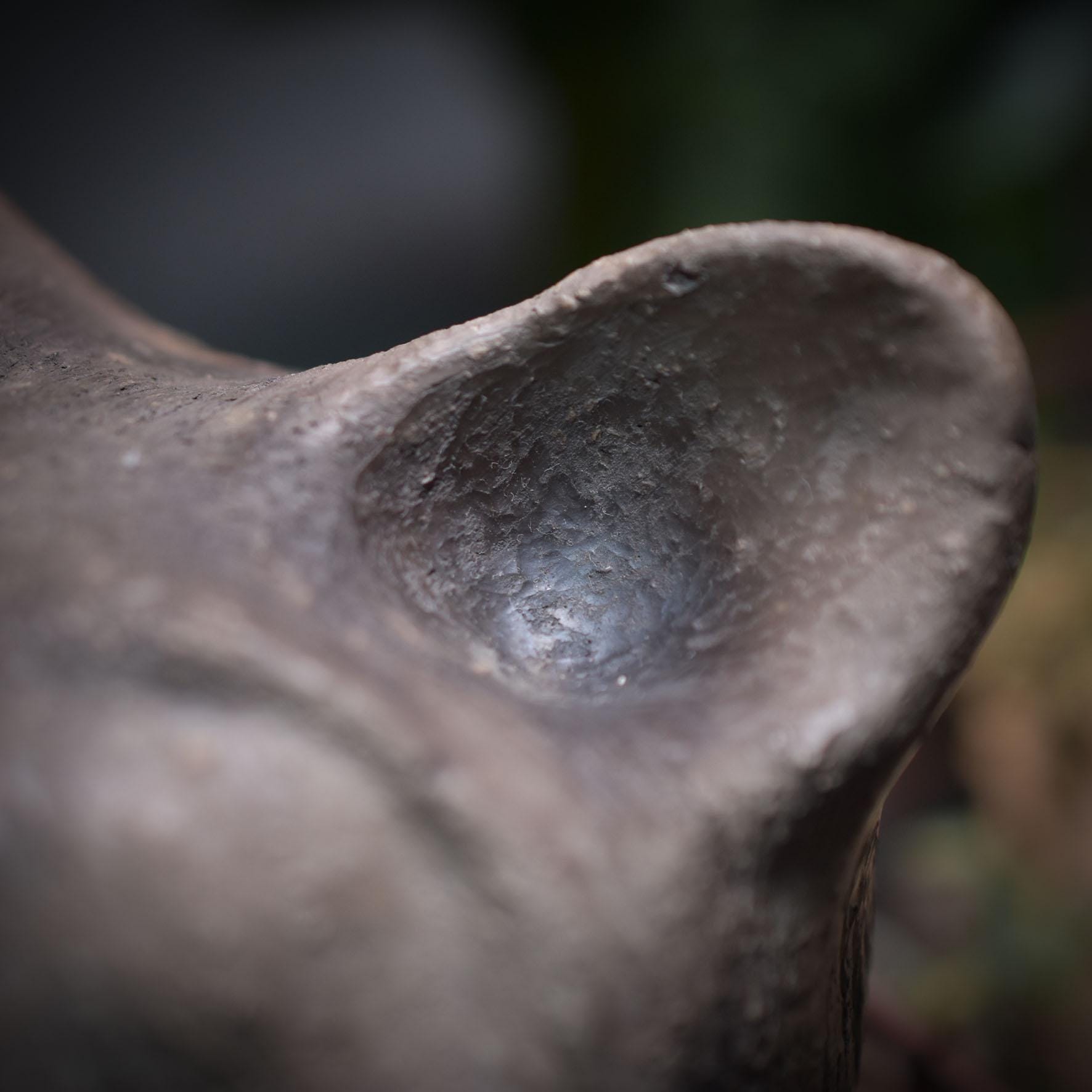 Handgefertigte Hundebüste aus Ton - Ein Symbol für Hundeliebe und Tierfreundschaft