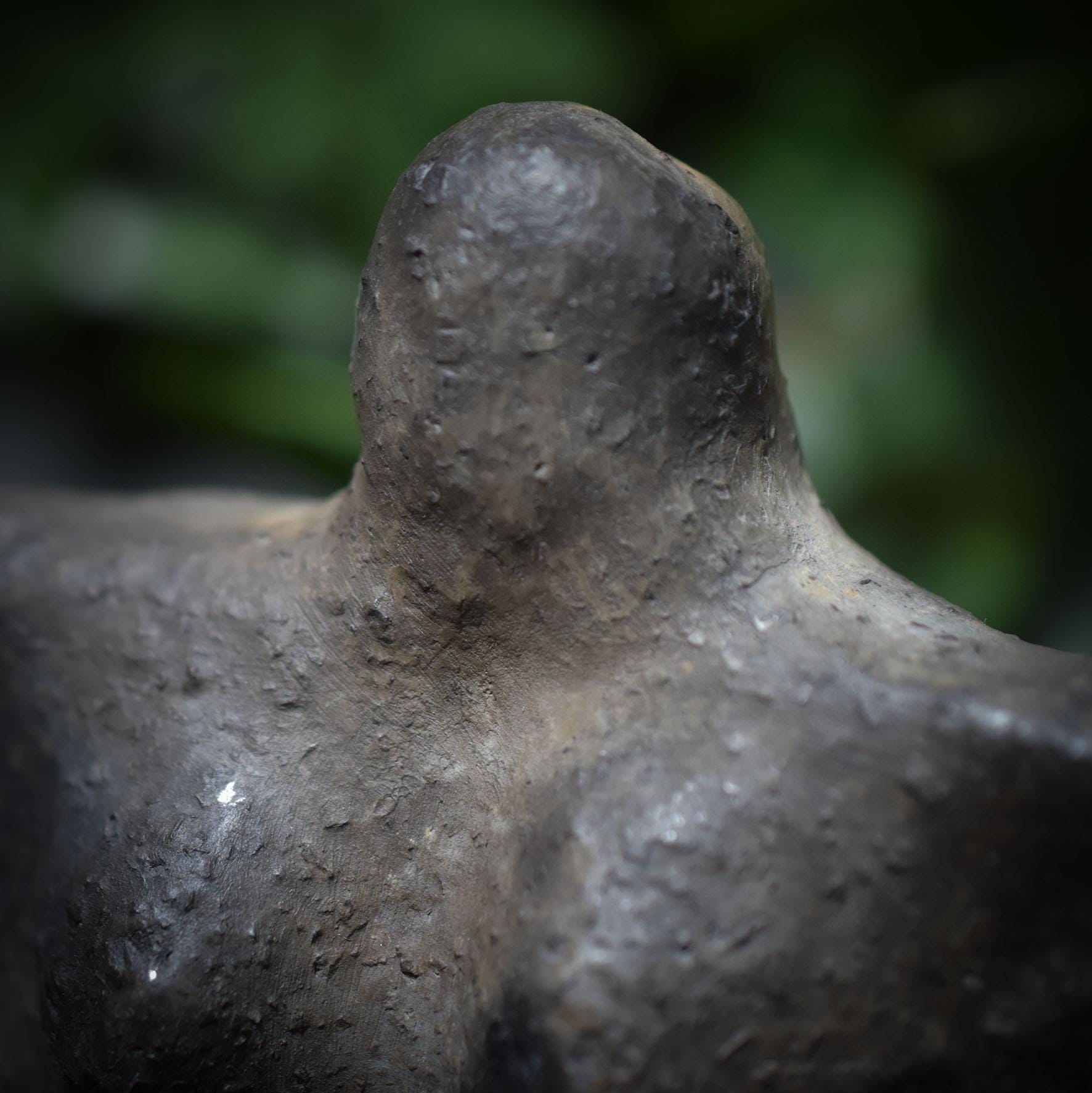 Handgefertigter Teelichthalter aus traditionell gebranntem Ton - Fruchtbarkeitsgöttin - Art.Nr.: SKU009