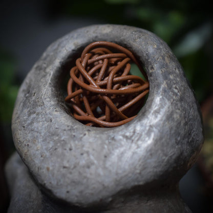 Handgefertigte Skulptur "Gedankenchaos" – Ausdruck der Verwirrung und Klarheit - Art.Nr.: SKU027