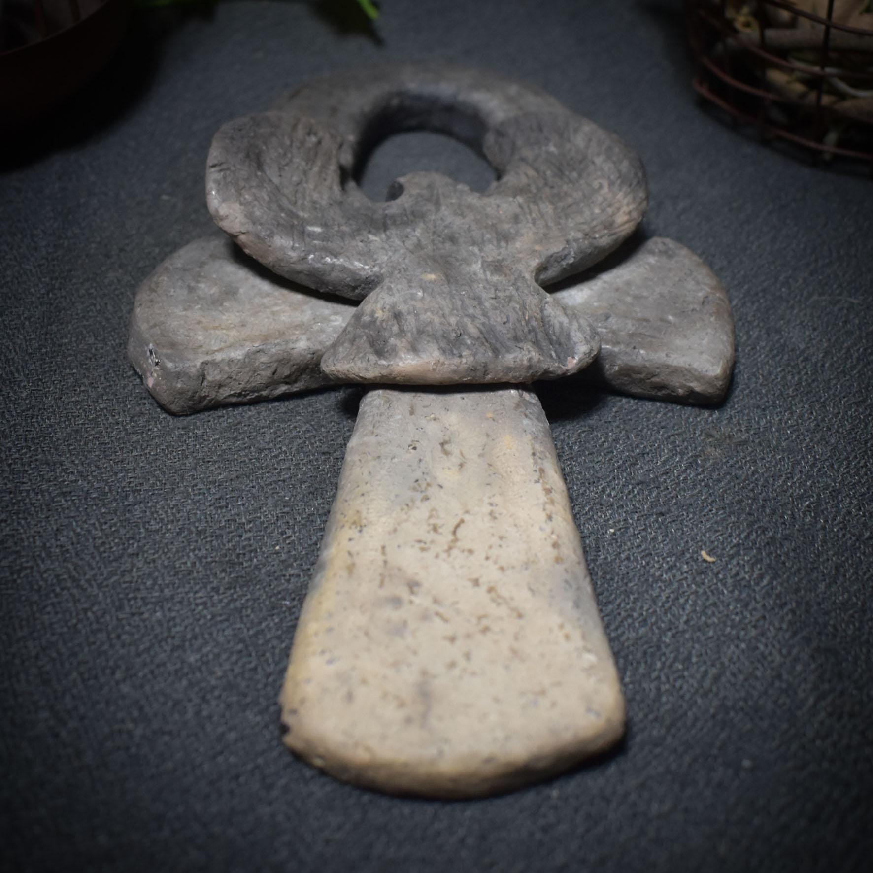 Ankh - Das Ägyptische Kreuz der Unsterblichkeit - handgefertigt in traditioneller Rauchbrandtechnik