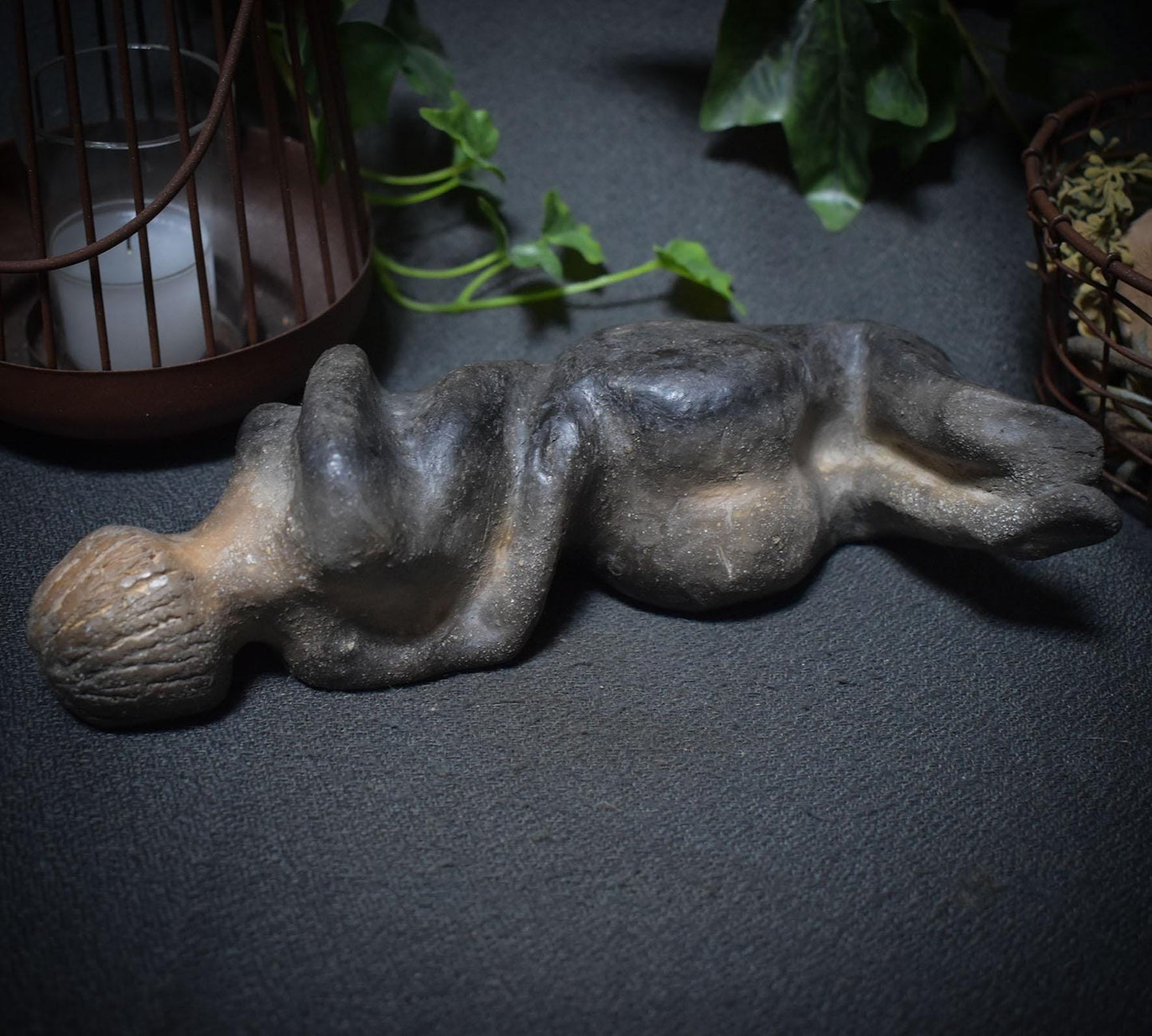 Skulptur ‚Sich nicht verbiegen‘ – Handgefertigte Rauchbrand-Kunst für innere Stärke & Selbstachtung - Art.Nr.: SKU031