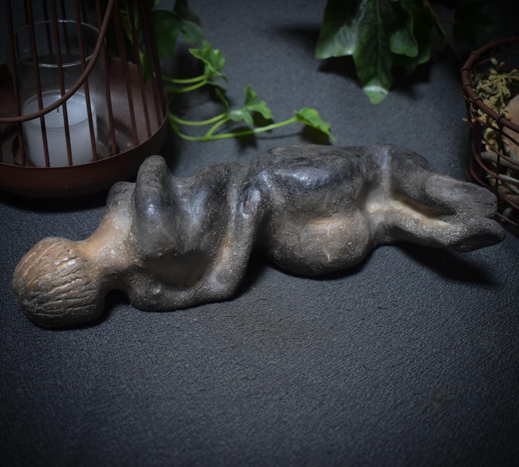 Skulptur ‚Sich nicht verbiegen‘ – Handgefertigte Rauchbrand-Kunst für innere Stärke & Selbstachtung - Art.Nr.: SKU031