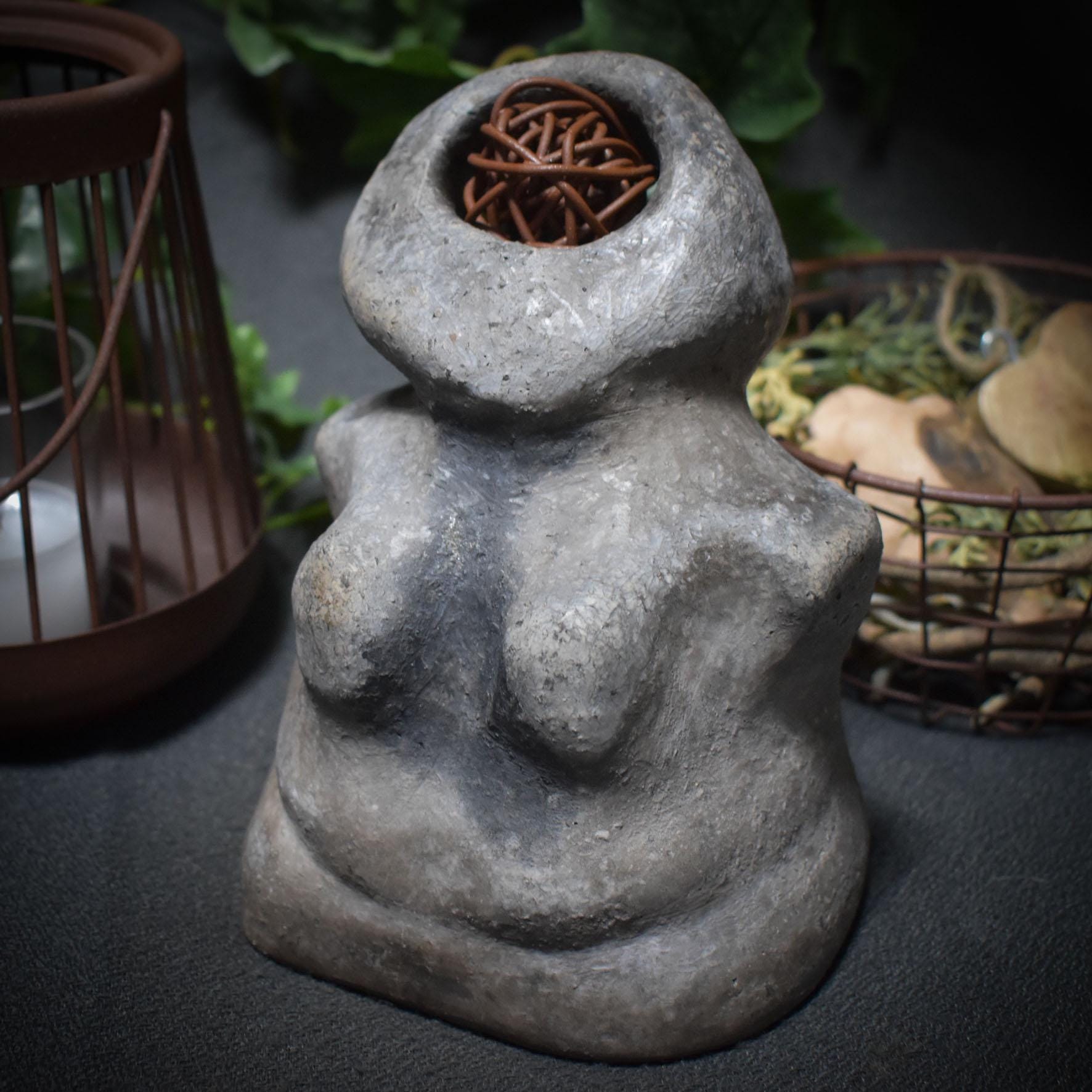 Handgefertigte Skulptur "Gedankenchaos" – Ausdruck der Verwirrung und Klarheit - Art.Nr.: SKU027