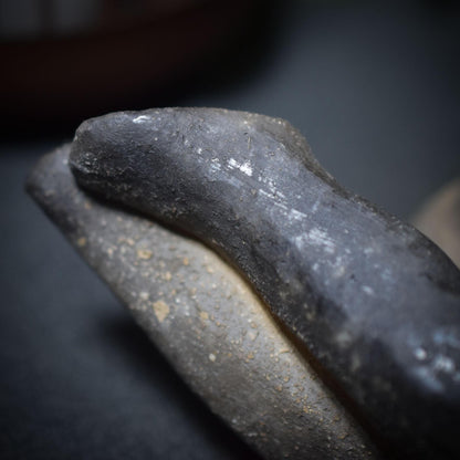 Skulptur ‚Sich nicht verbiegen‘ – Handgefertigte Rauchbrand-Kunst für innere Stärke & Selbstachtung - Art.Nr.: SKU031