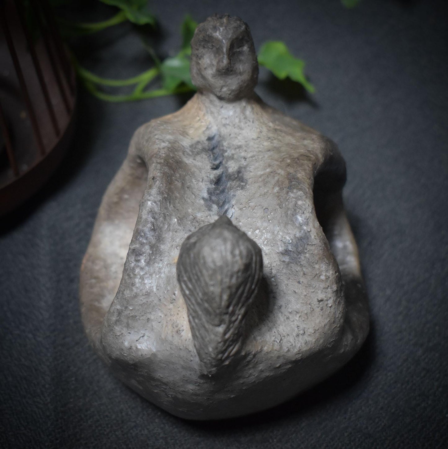 Silberschnur – Eine Skulptur, die Körper und Seele verbindet - Verkörperung von Leben & Tod - Art.Nr.: SKU033