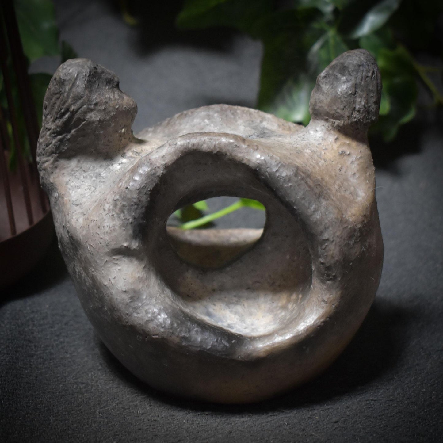 Silberschnur – Eine Skulptur, die Körper und Seele verbindet - Verkörperung von Leben & Tod