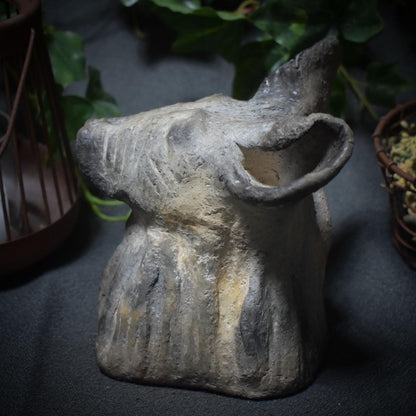 Entdecke die Urkraft der Hyäne – eine schamanische Tierbüste voller Magie und Mystik - Art.Nr.: SKU037