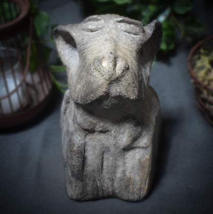 Handgefertigte Rauchbrand-Tonskulptur – Primat: Vom Affen zum Menschen | Krafttier der Leichtigkeit Art.Nr. SKU040