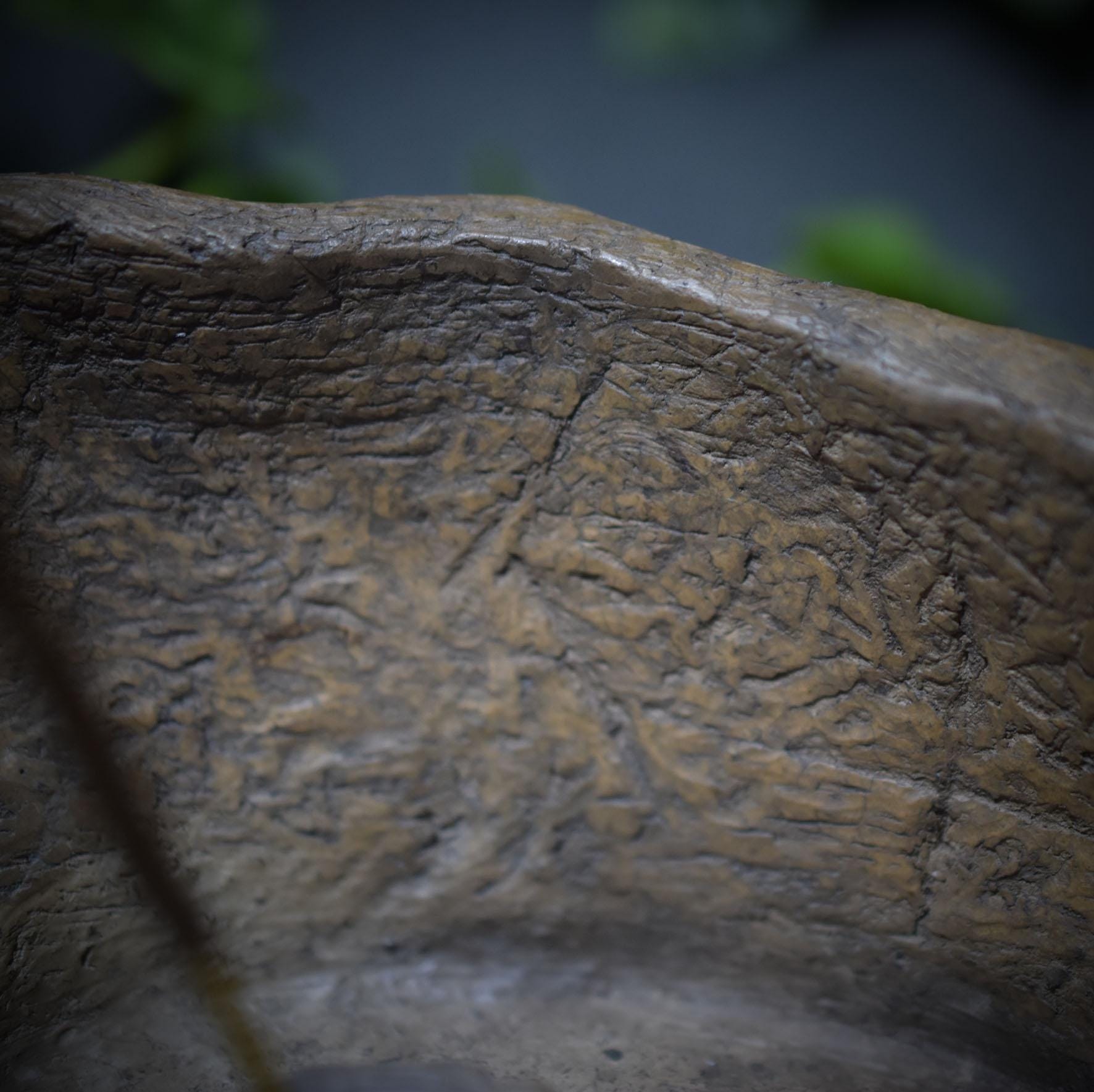 Eckschrein „Hekates Wheel“ – Dein Hausaltar für Räuchermagie und spirituelle Kraft - Art.Nr.: SCH005