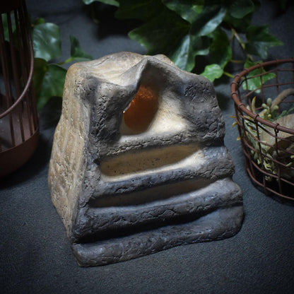 Portal ins Licht - handgefertigter Teelichthalter aus traditioneller Rauchbrandkunst