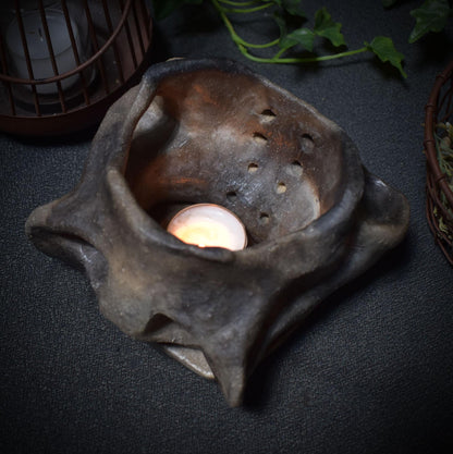 Räucherstövchen ‚Weibliches Becken‘ – Handgefertigter Altarbegleiter für kraftvolle Räucherrituale - Art.Nr.: RÄG013