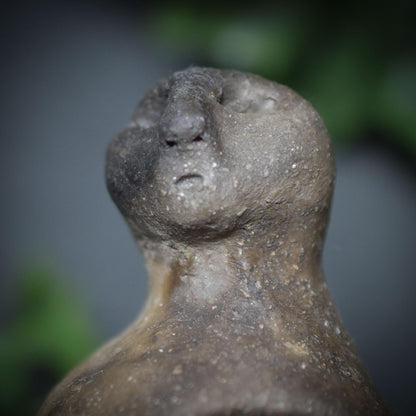 Skulptur „Die Ahnen“ – Brücke zu deinen Wurzeln - rustikaler Rauchbrand