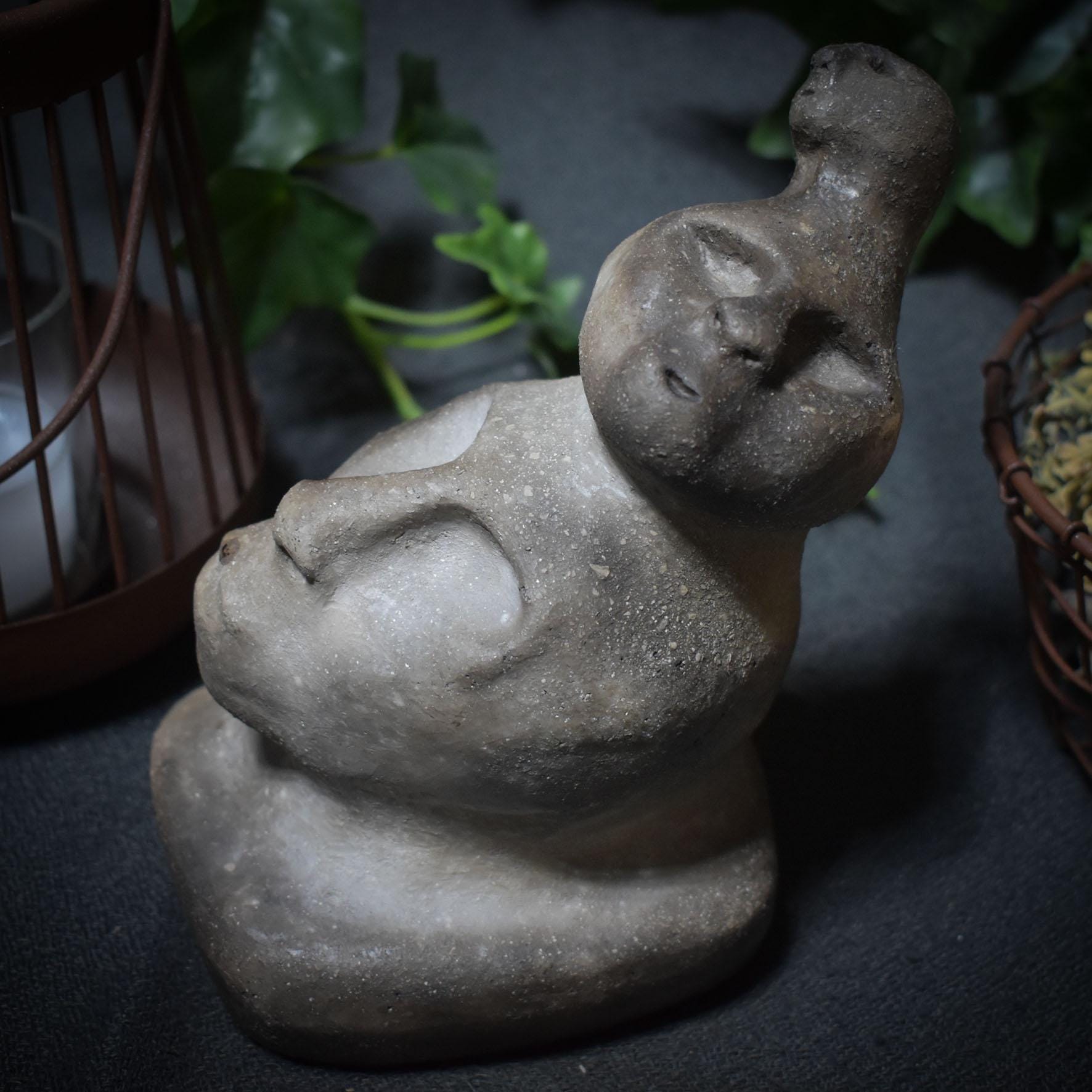 Skulptur „Die Ahnen“ – Brücke zu deinen Wurzeln - rustikaler Rauchbrand - Art.Nr.: SKU057